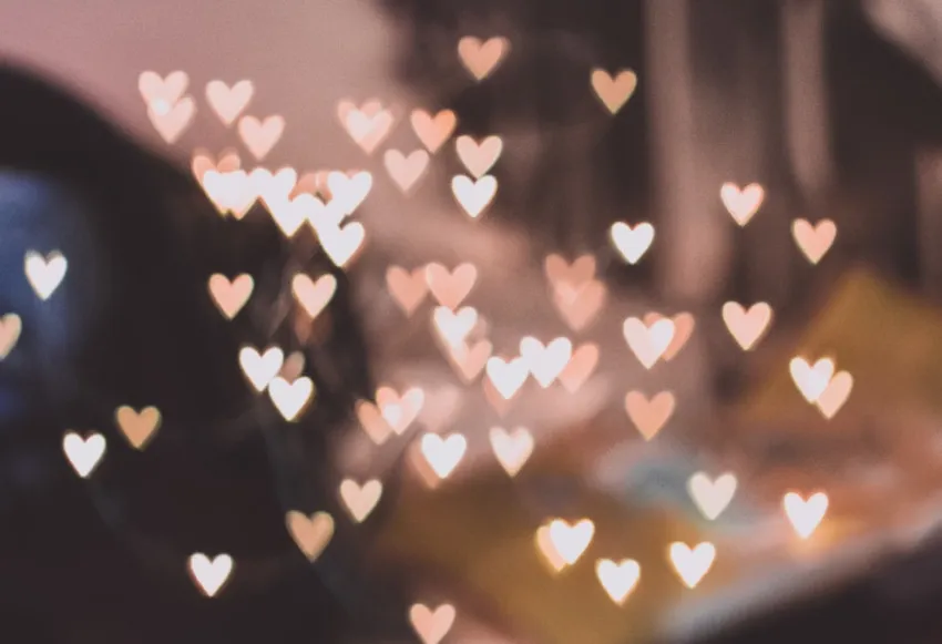 10 heartfelt love paragraphs for her to express affection.