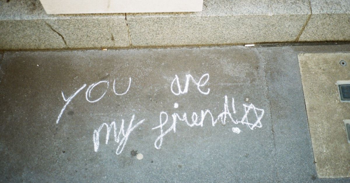 Illustration: Heartwarming quotes that touch your best friend's heart.