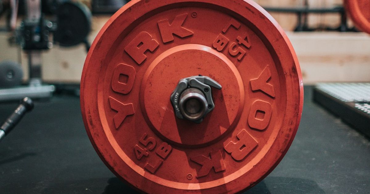 Image: 10 hilarious gym pick-up lines that will get your heart rate pumping.