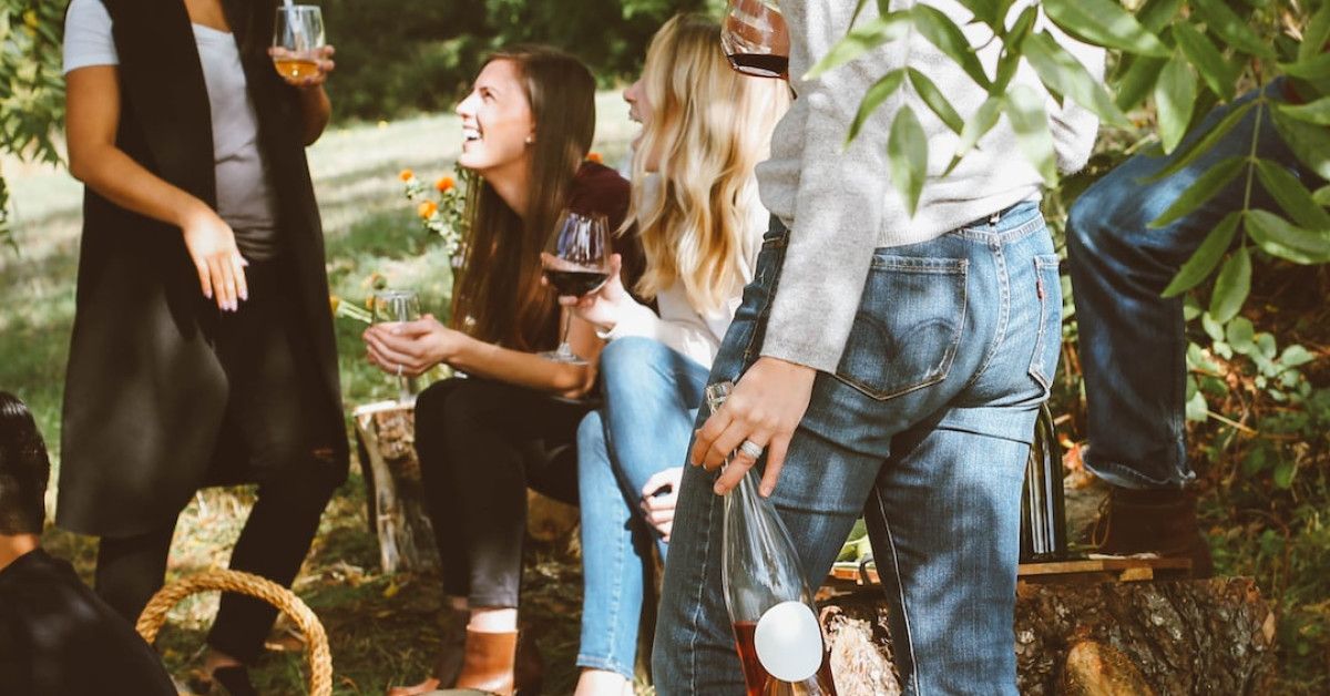 10 Quotes to Understand Shady People & Navigate Difficult Situations